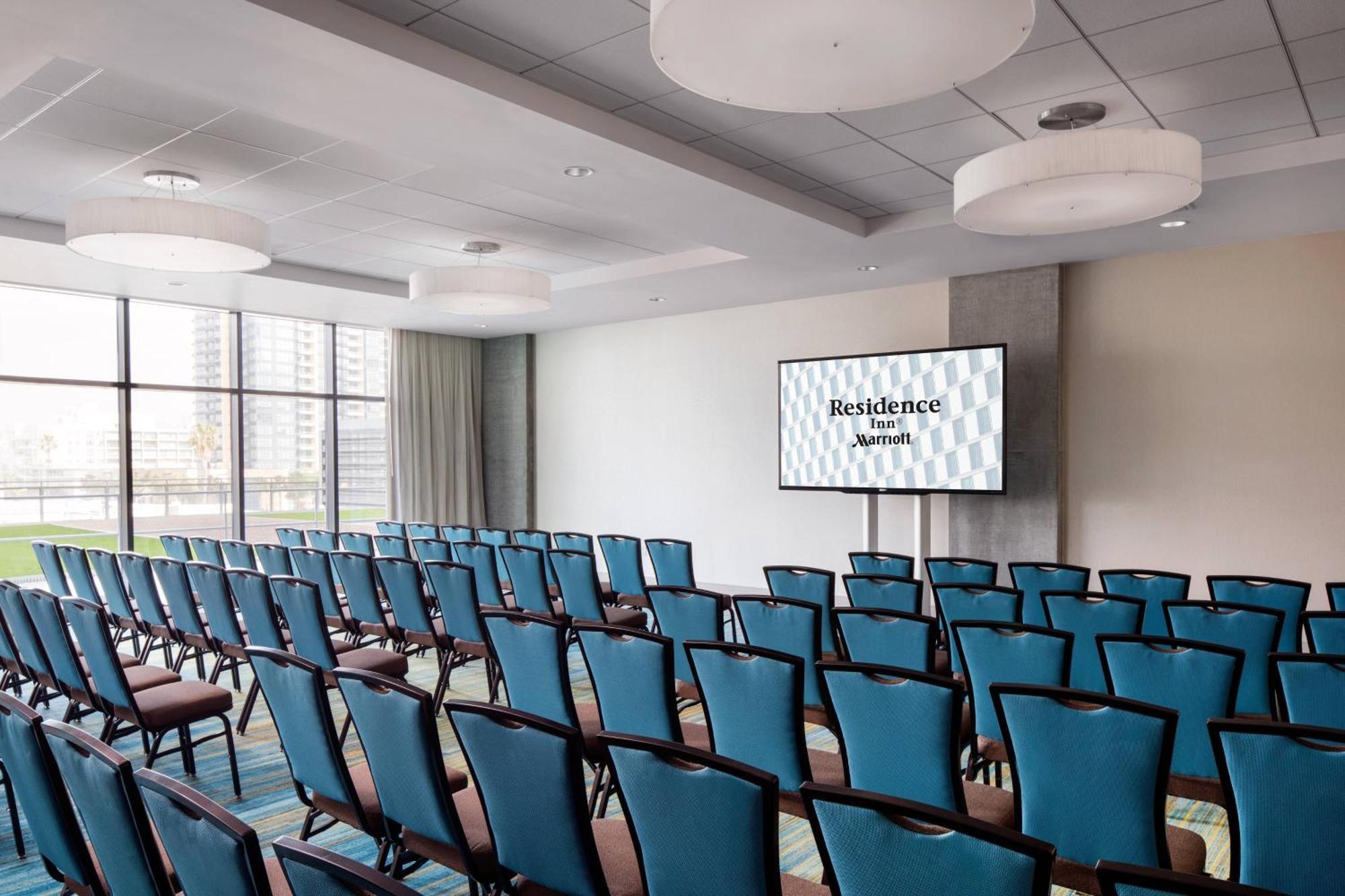 Residence Inn By Marriott San Diego Downtown/Bayfront Экстерьер фото