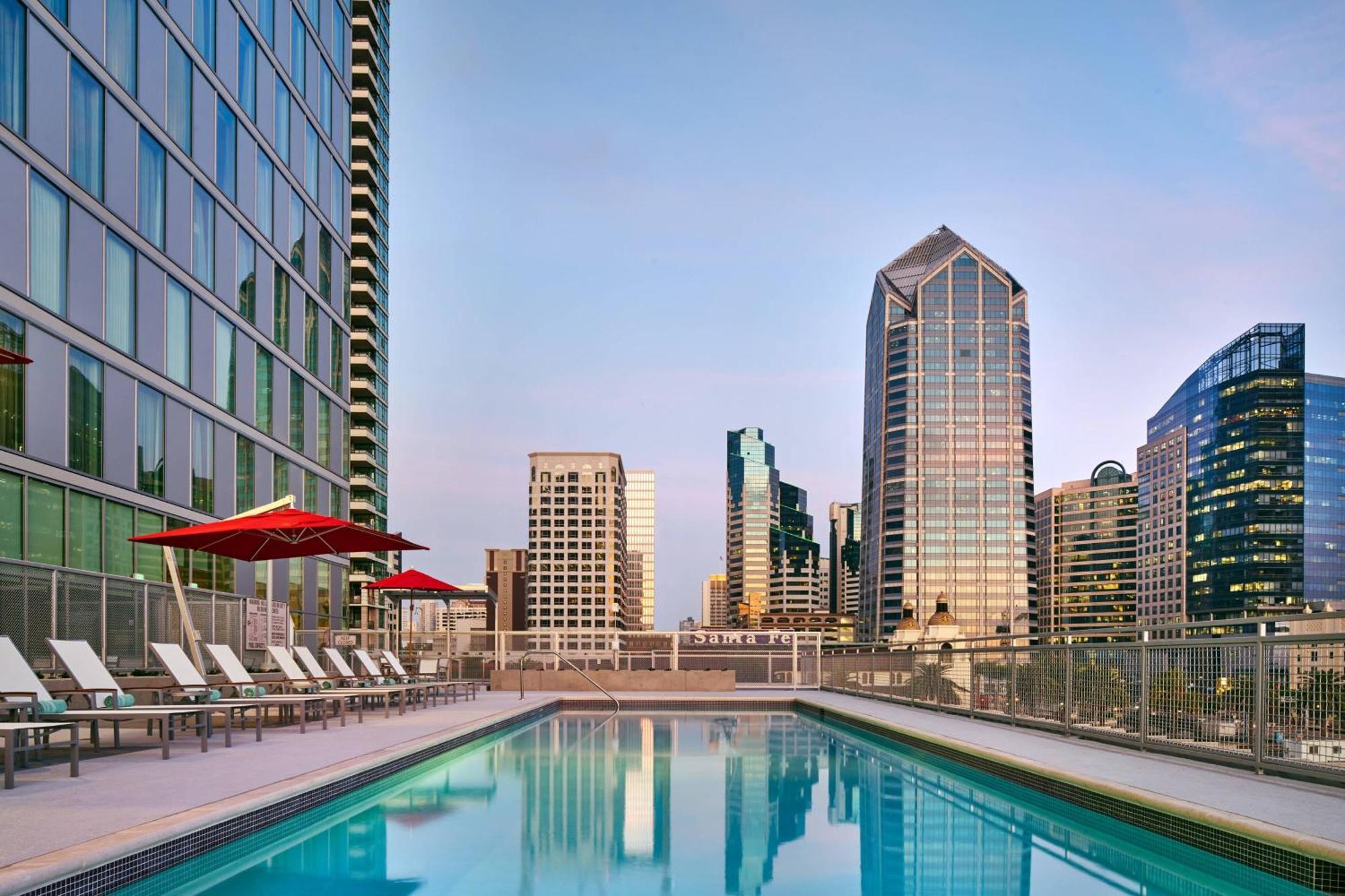Residence Inn By Marriott San Diego Downtown/Bayfront Экстерьер фото