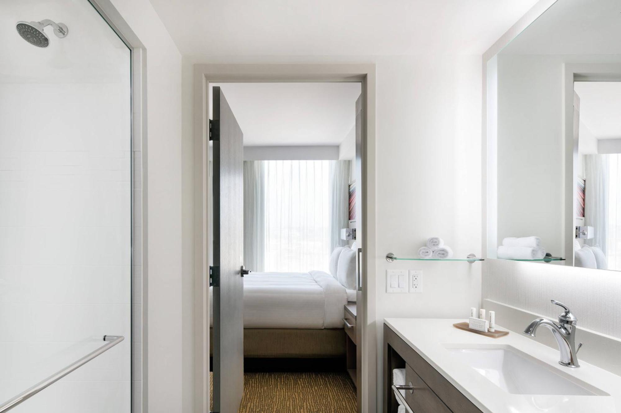 Residence Inn By Marriott San Diego Downtown/Bayfront Экстерьер фото